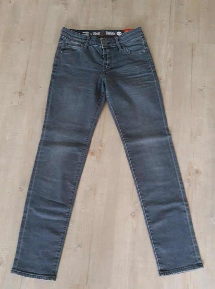 Tolle Jeans S. Oliver 32/30 neu mit Etikett in Lübeck