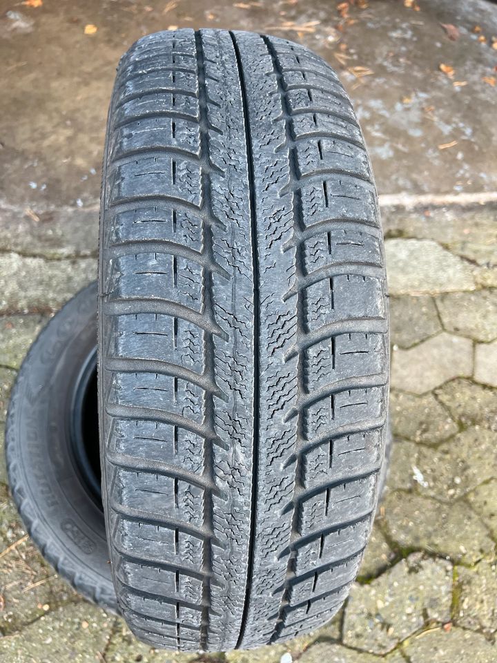 2 St Goodyear Winter Reifen 185/65/R15, 2015, 6 mm, 2 Stück in Hannover