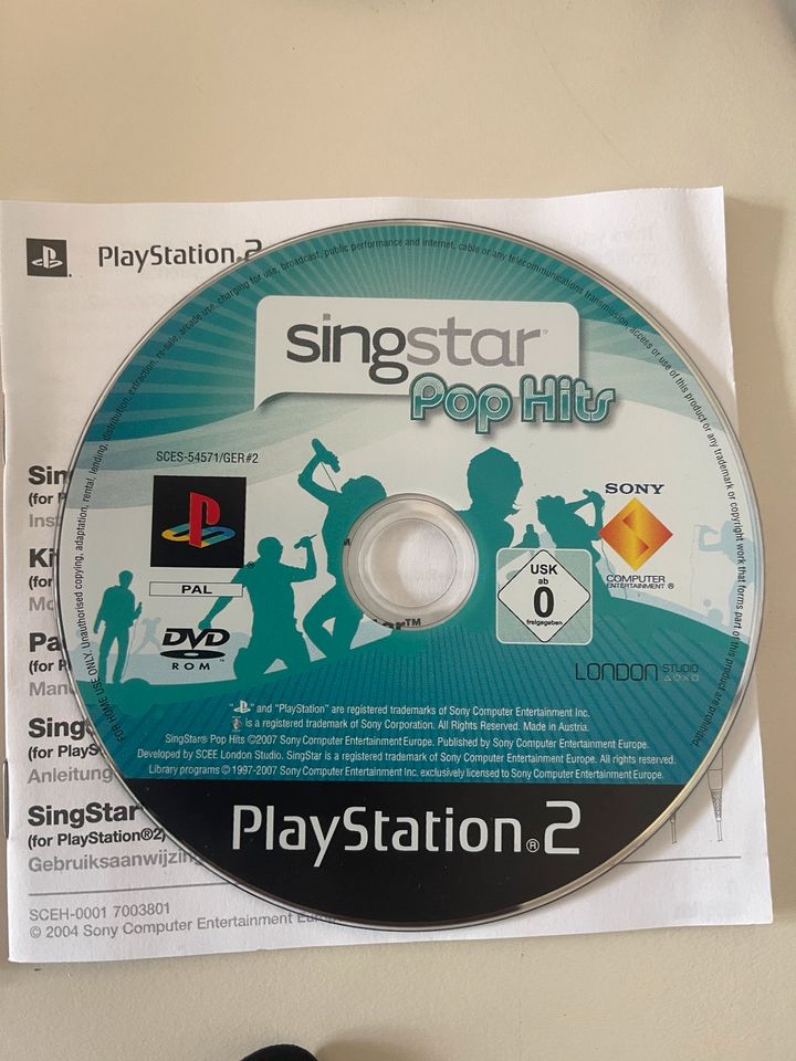 PlayStation 2 mit Singstar neuwertig Memory Card Controller in Erfurt