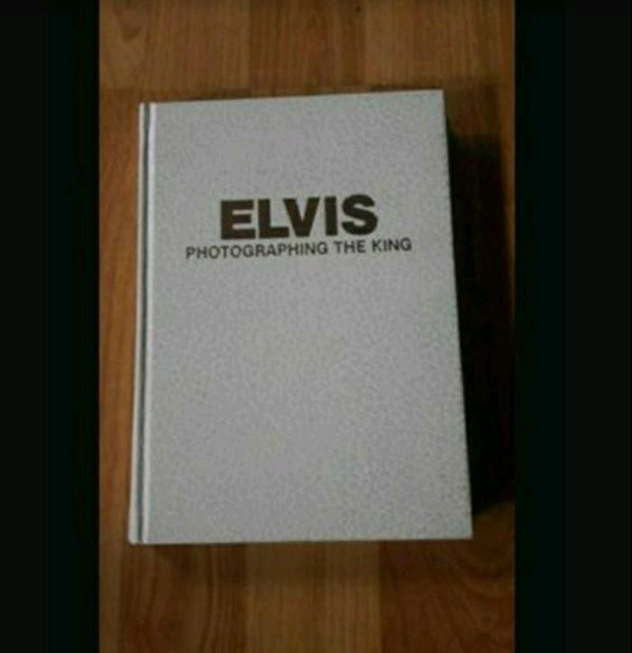 Elvis- photographing the king,  sehr guter Zustand in Potsdam