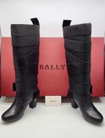 BALLY Stiefel / Winterstiefel / Leder Boots Kniehoch Schwarz /NEU Stuttgart - Stuttgart-Süd Vorschau