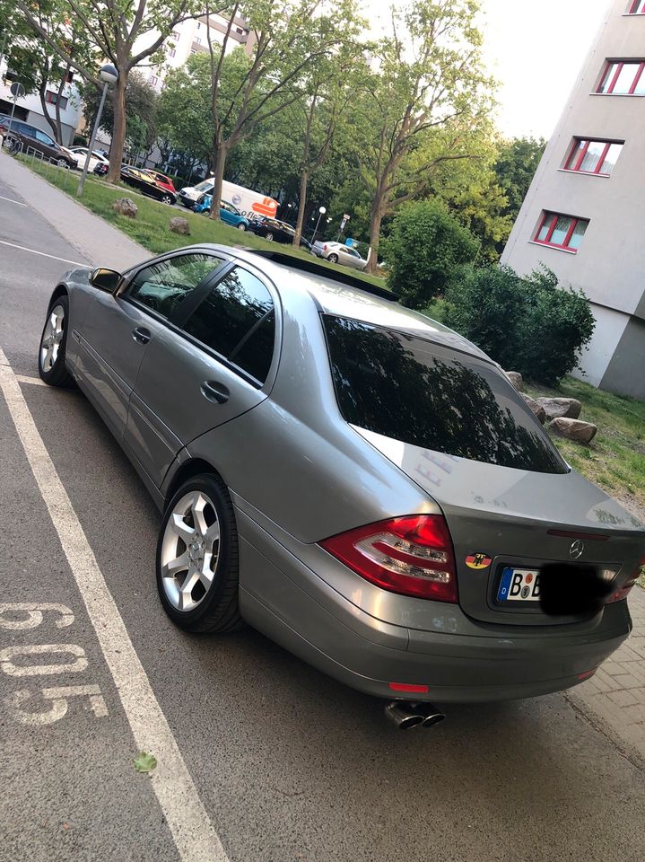 Mercedes benz c 180 in Berlin
