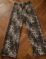 Jeans Leoprint Queen Hearts,  Gr. M, NEU Nordrhein-Westfalen - Herne Vorschau
