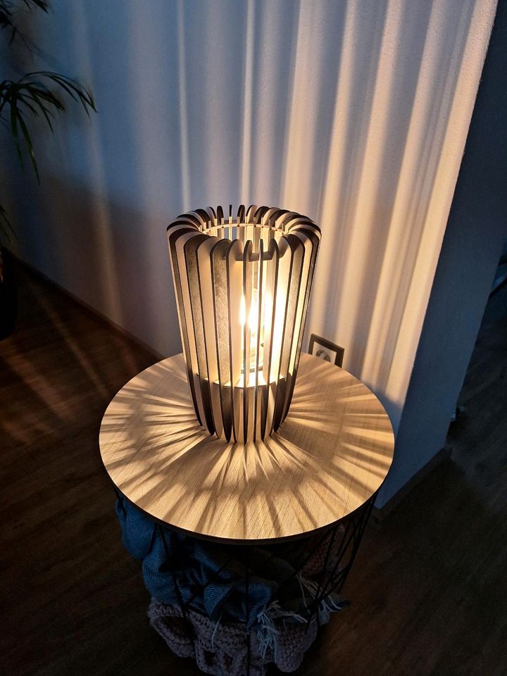 Tisch oder Deckenlampe (wahlweise) im skandinavischen Design in Pfaffenhofen