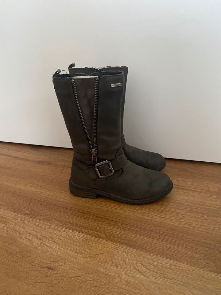 Gabor Winterstiefel Mädchen Gr.28 Stiefel Winter in Rheinland-Pfalz -  Wittlich | Gebrauchte Kinderschuhe Größe 28 kaufen | eBay Kleinanzeigen ist  jetzt Kleinanzeigen