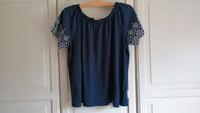 Carmen-Shirt, neuwertig, blau, Gr. 44/46,  essentials Hessen - Hünfeld Vorschau