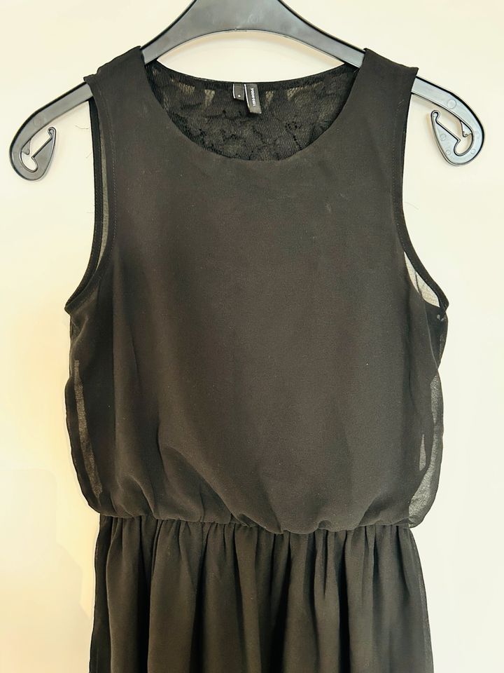 Lässiges schwarzes Kleid Gr. S von Vero Moda in München