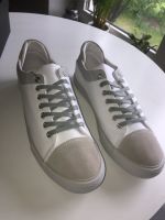 Herrenschuhe Sneaker Turnschuhe 19V69 Versace weiß grau Gr.46 NEU Saarland - Wadern Vorschau