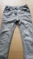 Tolle graue Jeans Gr. 134 ☆ Nordrhein-Westfalen - Hilden Vorschau