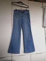 H&M Jeans Schlaghose Flared 28 S M 38 blau 70s Baden-Württemberg - Plochingen Vorschau