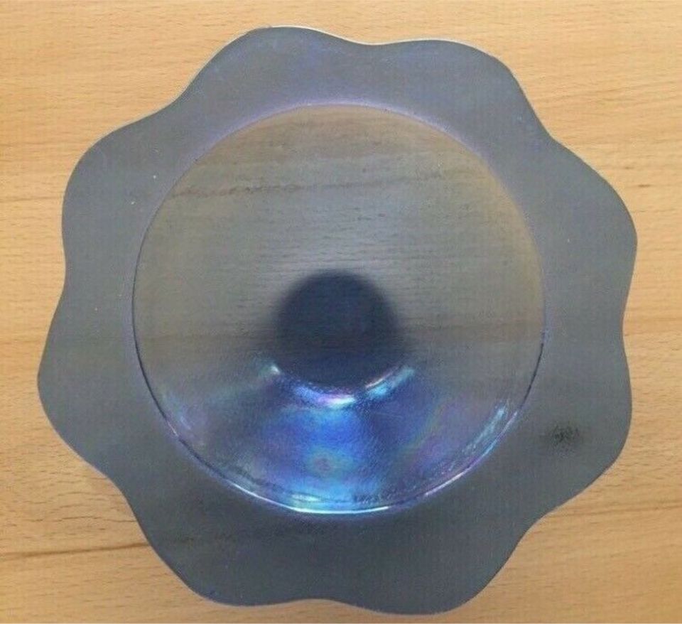 Servierplatte und Schale aus Glas blau Blumenförmig in Minden