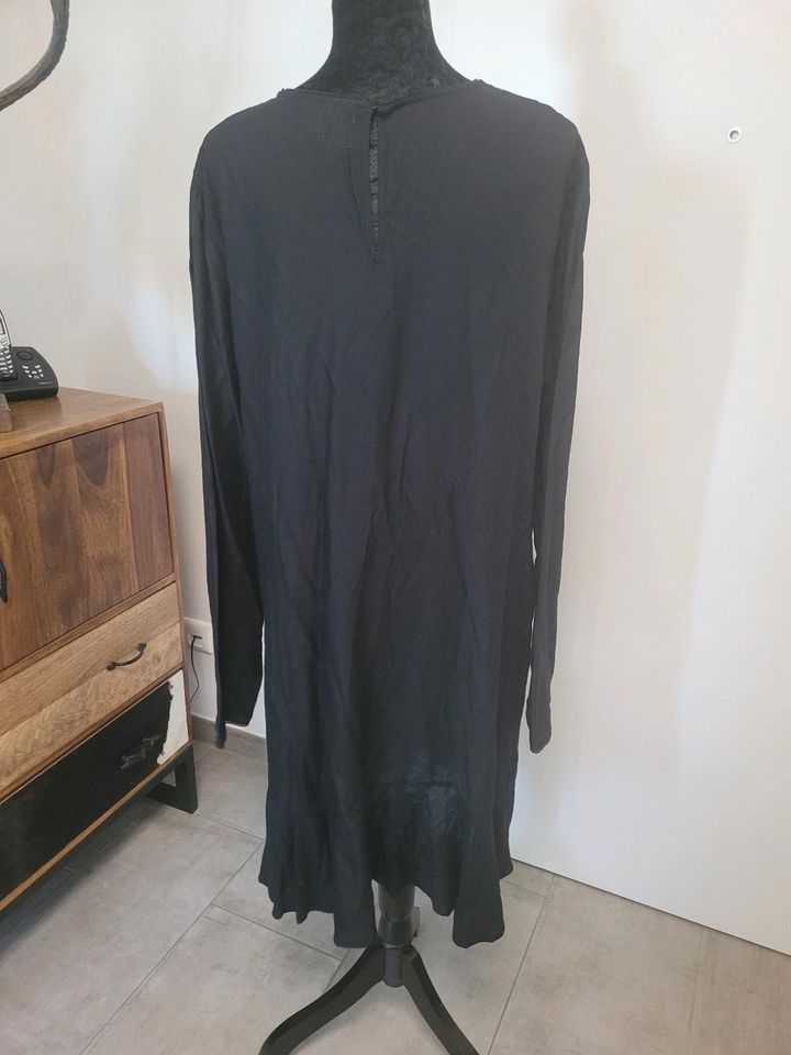 Asos Kleid Sommerkleid Viskose Größe 44 in Jork