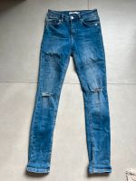 Jeans NA-KD Gr. 34 Hessen - Dieburg Vorschau