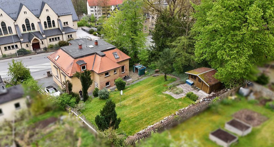 Schicke, sanierte Gründerzeit - Stadtvilla zentrumsnah in Aue gelegen: Erdgeschoss vollmöbliert! in Aue