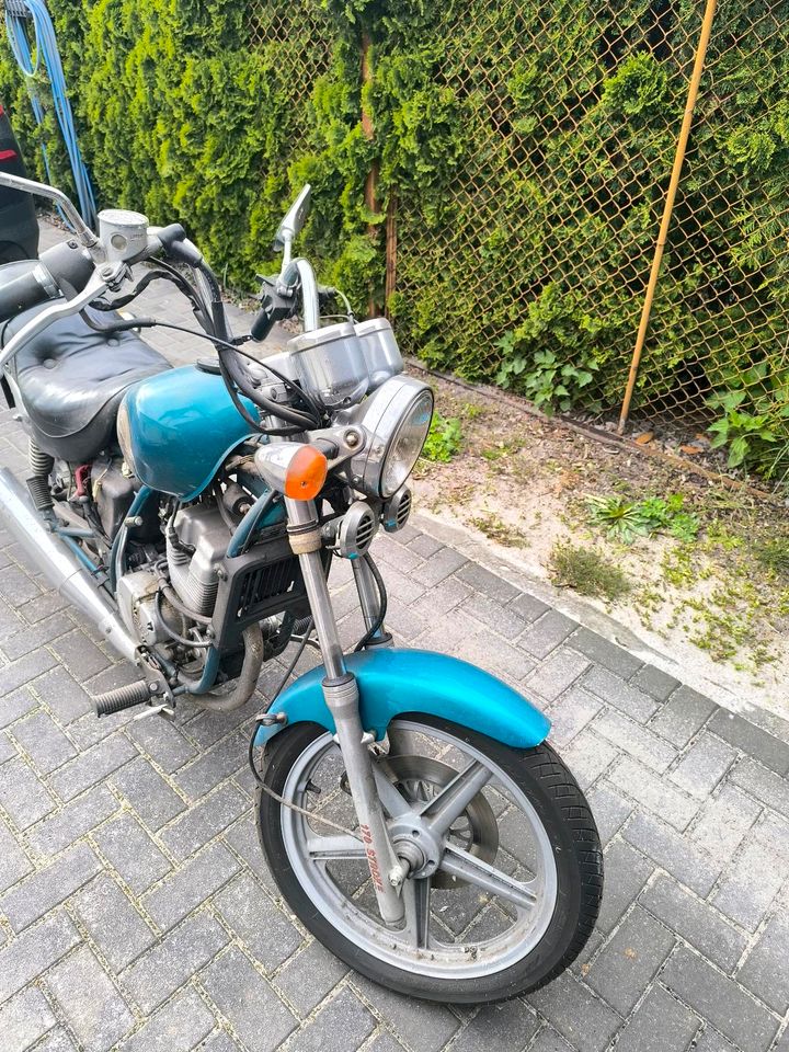 Hyosung GA 125 Ersatzteilspender oder Bastlerobjekt in Berlin