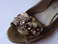 Pumps Ballerina Peeptoe von Högl Gr. 38 mit Swarovski Kristallen Ricklingen - Mühlenberg Vorschau