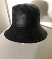 Stradivarius  Regenhut Bucket Mütze schwarz M/ 56 cm Baden-Württemberg - Oberteuringen Vorschau