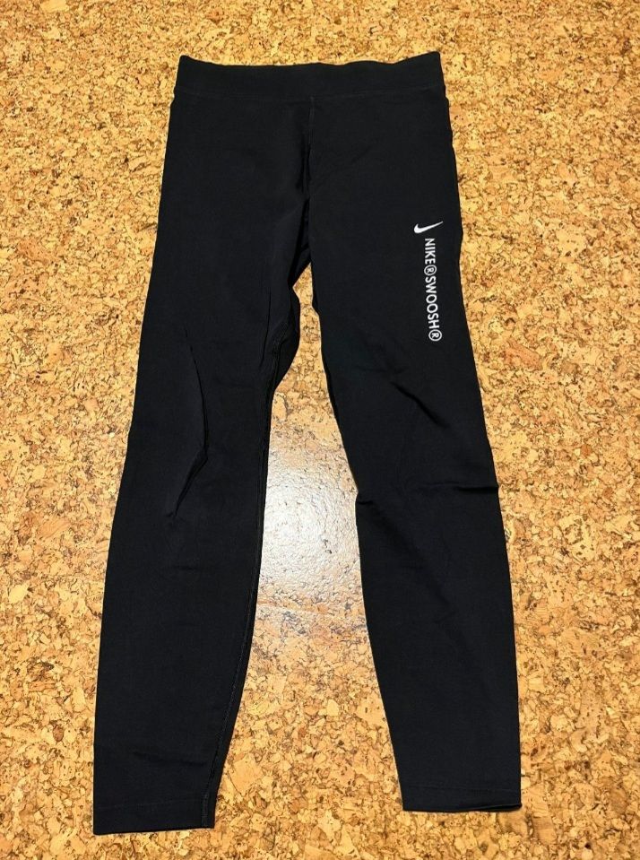 NEUWERTIG NIKE DAMEN LEGGING M 40 SCHWARZ HOSE in Oedheim