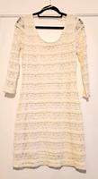 Figurbetontes Kleid Spitze Mitte - Wedding Vorschau