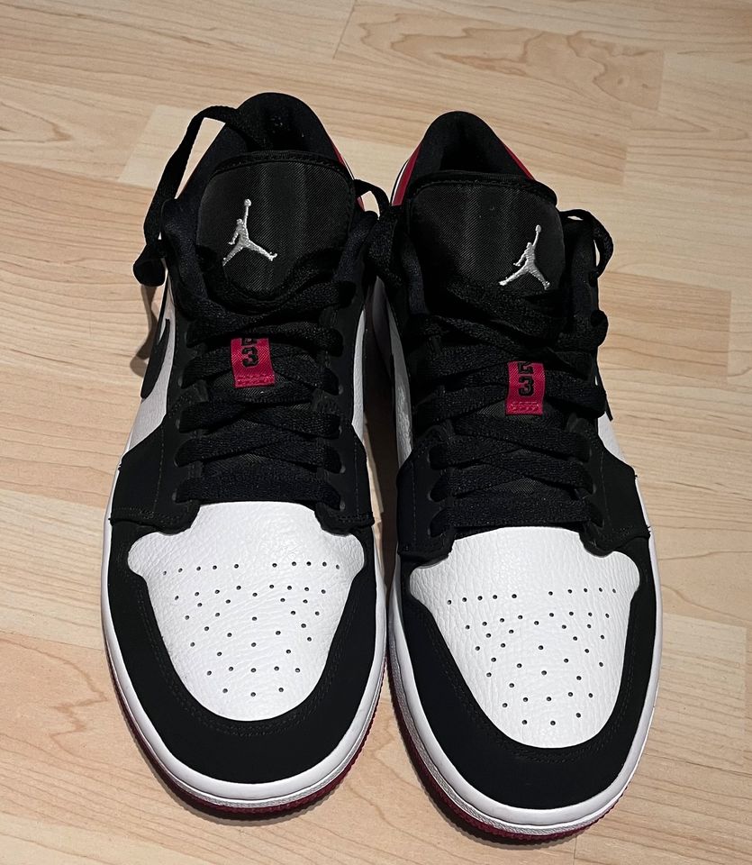 Nike Jordan 1 Low (Black Toe 2019) *neu in München