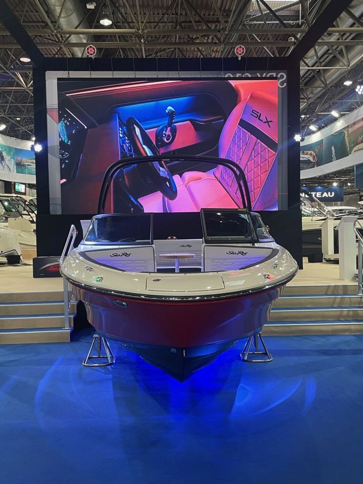 Sea Ray 210 SPX 2024 NEUES MODELL JETZT BESTELLEN FÜR 2024 in Berlin