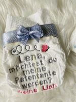 Bestickte Windel Baby Geschenk Geburt Wunschtext/logo Nordrhein-Westfalen - Herne Vorschau