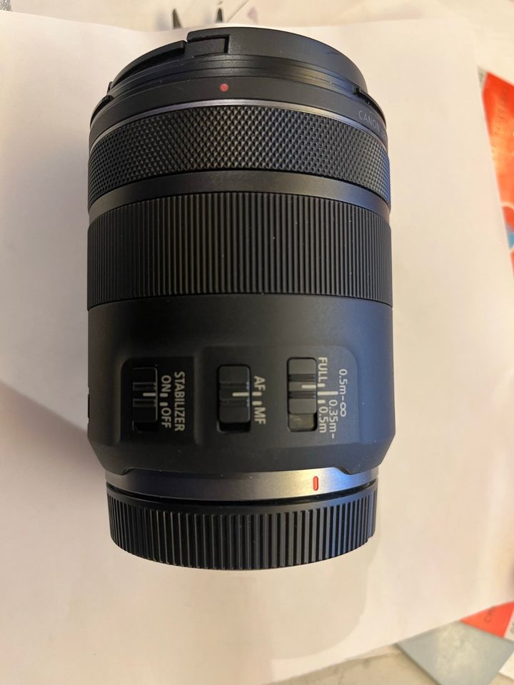 RF 85mm F2 MACRO Objektiv IS STM von Canon wie neu in Appenweier