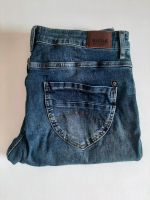 NEU!! Jeans Gr. 33/34 Mustang Gr.42 Sissy Straight Farb-Nr. 582 Baden-Württemberg - Neuenstein Vorschau