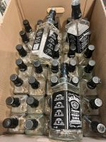 40 leere Jack Daniels 0,7l Flaschen Hessen - Karben Vorschau