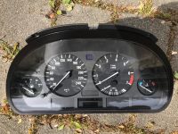 BMW 5er E39 523i Tacho Benziner Kombi Instrument Bayern - Hohenthann Vorschau