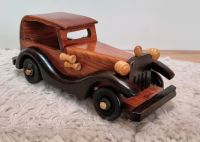 Vintage Holz Auto Oldtimer Spielzeug Auto NUR ABHOLUNG Niedersachsen - Bad Nenndorf Vorschau