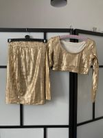 goldenes Pailetten Outfit - 2 Teiler Gr. S Friedrichshain-Kreuzberg - Kreuzberg Vorschau