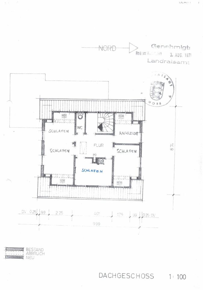 Einfamilienhaus mit vermieteter ELW, großer Garten und Garage in Sulz