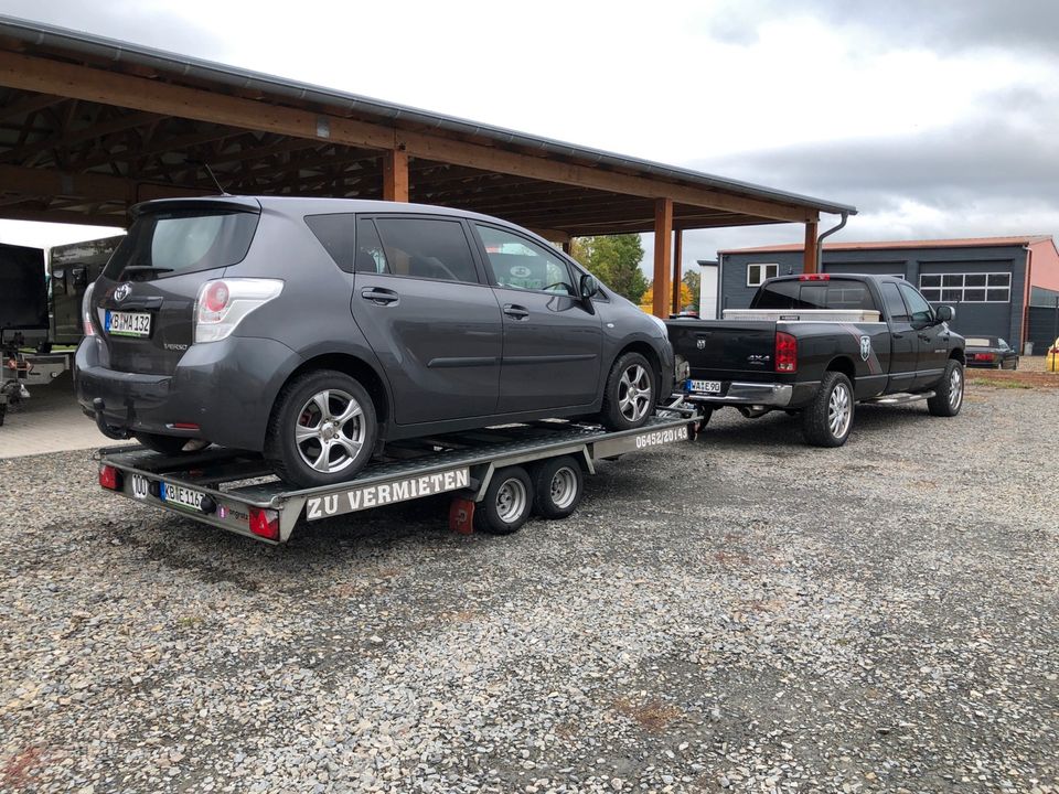 Autoanhänger Autotransportanhänger Autotrailer zu vermieten in Allendorf