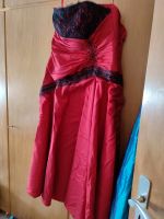 Festkleid rot zum binden 44/46 Kaiserin Königin-Kleid Nordrhein-Westfalen - Gummersbach Vorschau