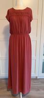 Schönes rotes Maxikleid von Esprit Gr.38 Nordrhein-Westfalen - Windeck Vorschau