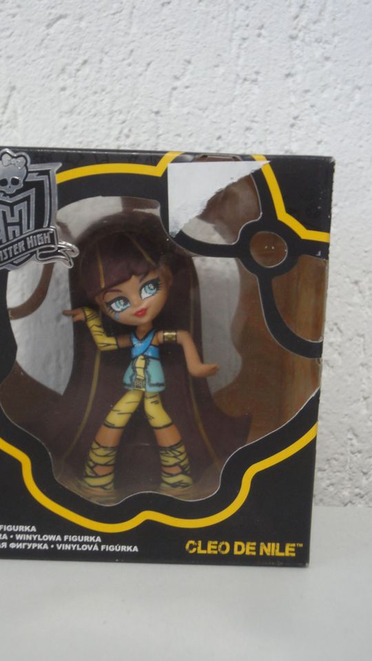 Monster High Cleo De Nile Vinyl Figur Puppe Sammlerstück NEU in Ühlingen-Birkendorf