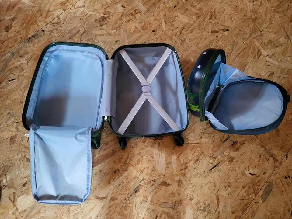 Kinder Hartschalenkoffer und Rucksack in Plate