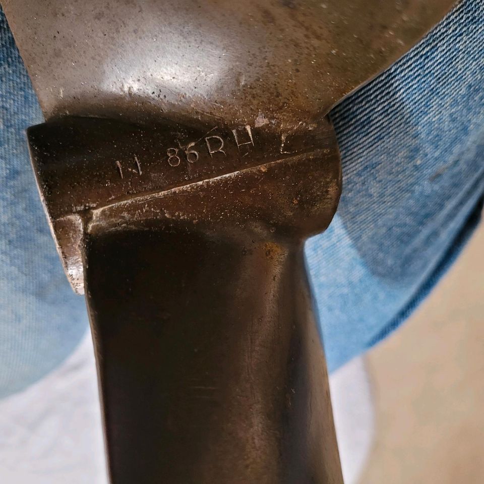 Bronzepropeller 15" in Monheim am Rhein