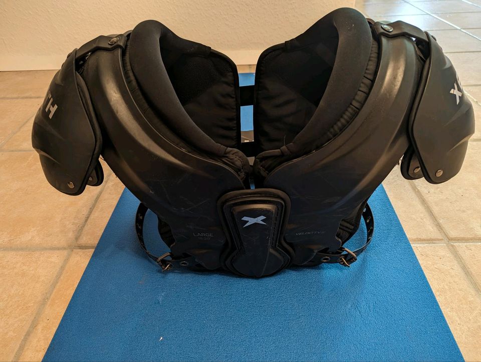 Xenith Velocity 2 Shoulder Pad Large + Backplate in Dötlingen