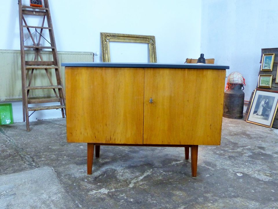 Sideboard Anrichte Mid Century DDR 60/70er Vintage Möbel in Leipzig