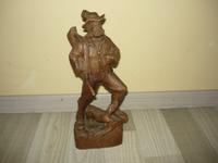 Holzfigur Jäger mit Hund, alt Bayern - Geretsried Vorschau