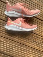 Nike Turnschuhe Damen 39 Top Nordrhein-Westfalen - Düren Vorschau