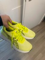 Asics schuhe wie neue gr 37.5 Bremen - Huchting Vorschau
