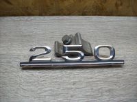 Mercedes W123 250 Emblem Kofferrraum Heckklappe 123170615 Bayern - Kolbermoor Vorschau