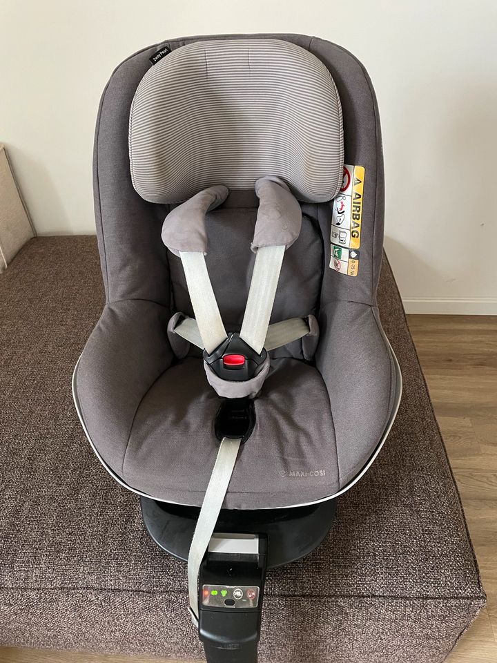 Maxi Cosi Pebble Plus + 2wayPlus+ 2wayPearl in Seevetal