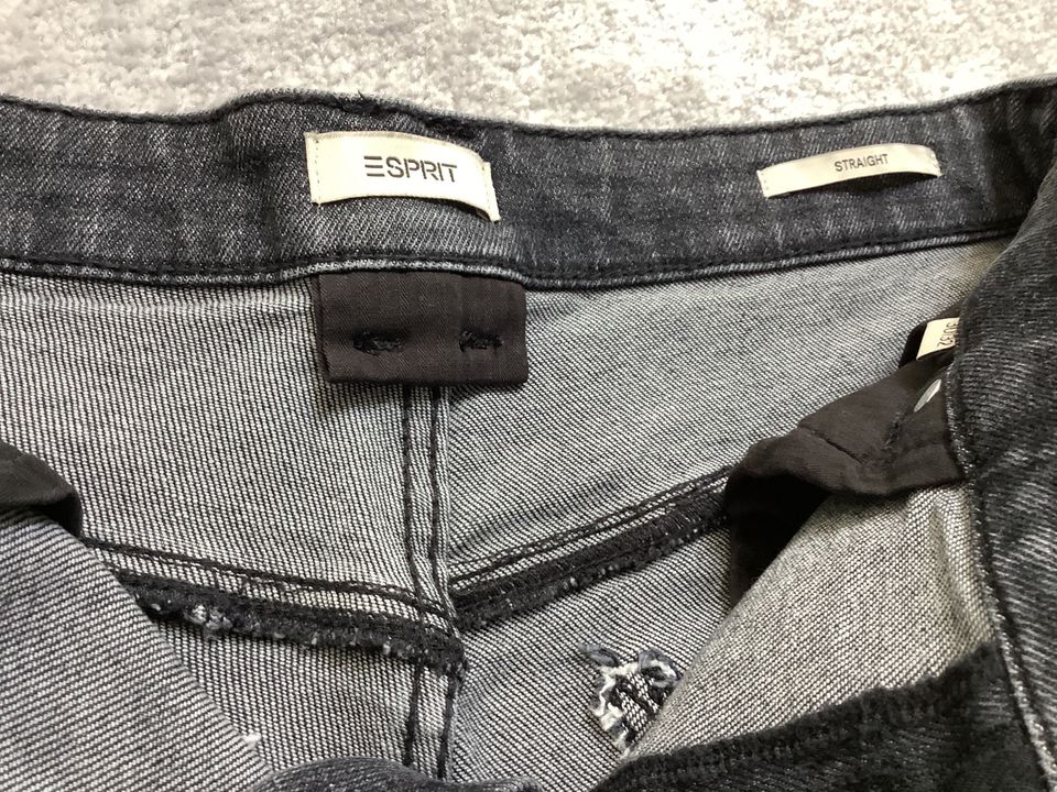 Esprit Jeans ❣️neu❣️Gr.30/32❣️schwarz ❣️ in Gettorf