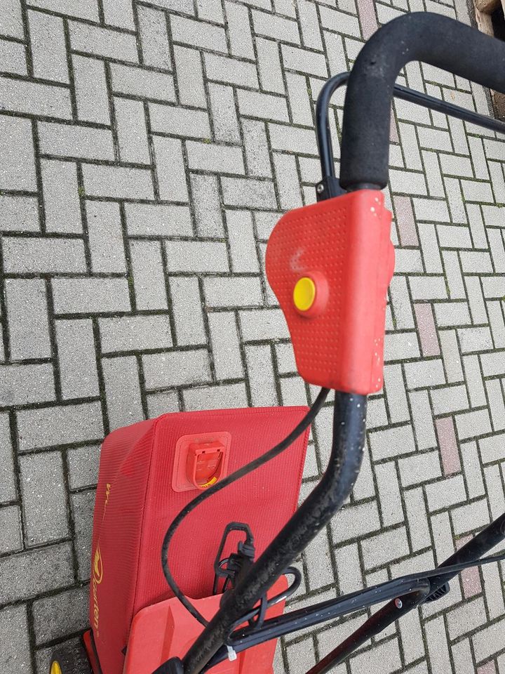 Elektro Rasenmäher Wolf Garten A400E als defekt in Brandenburg