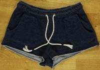 Stoff-Hose Gr-öße 34 36 dunkel-blau Shorts Hotpants C&A Niedersachsen - Elze Vorschau