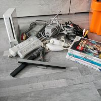 Wii Konsole mit viel Zubehör Berlin - Neukölln Vorschau